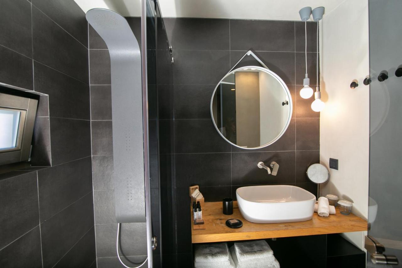 Marquise Suites - Adults Only ฟิรา ภายนอก รูปภาพ