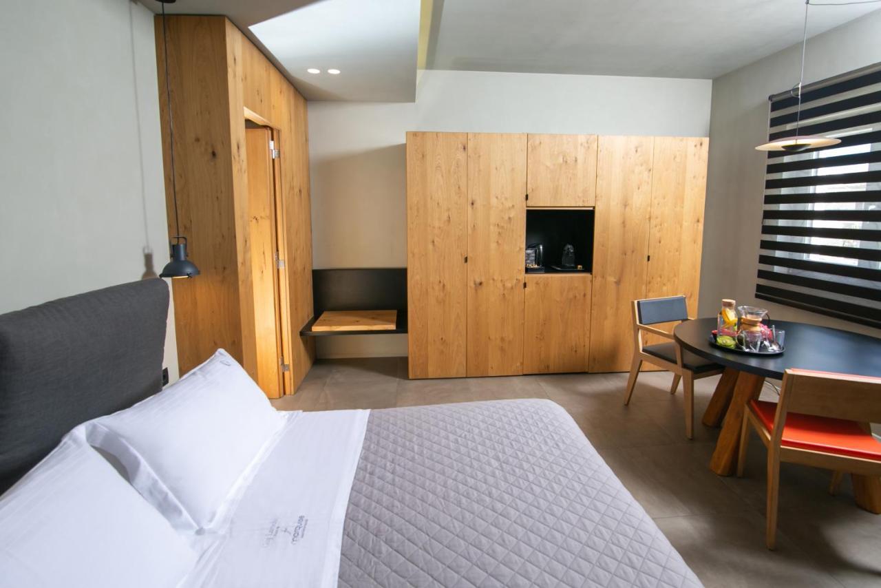 Marquise Suites - Adults Only ฟิรา ภายนอก รูปภาพ